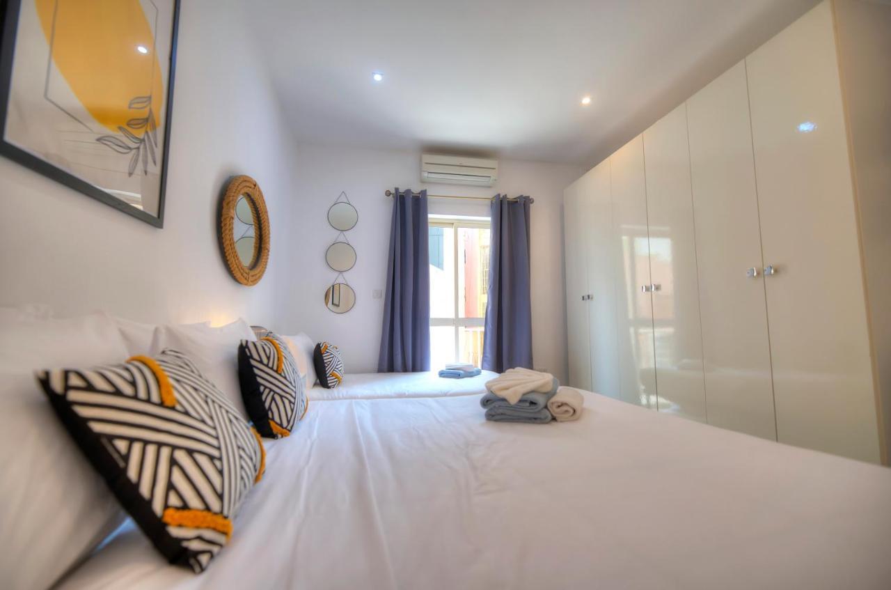 Spacious 4 Bedrooms With Sea View Balcony Goslm-3 Sliema Ngoại thất bức ảnh